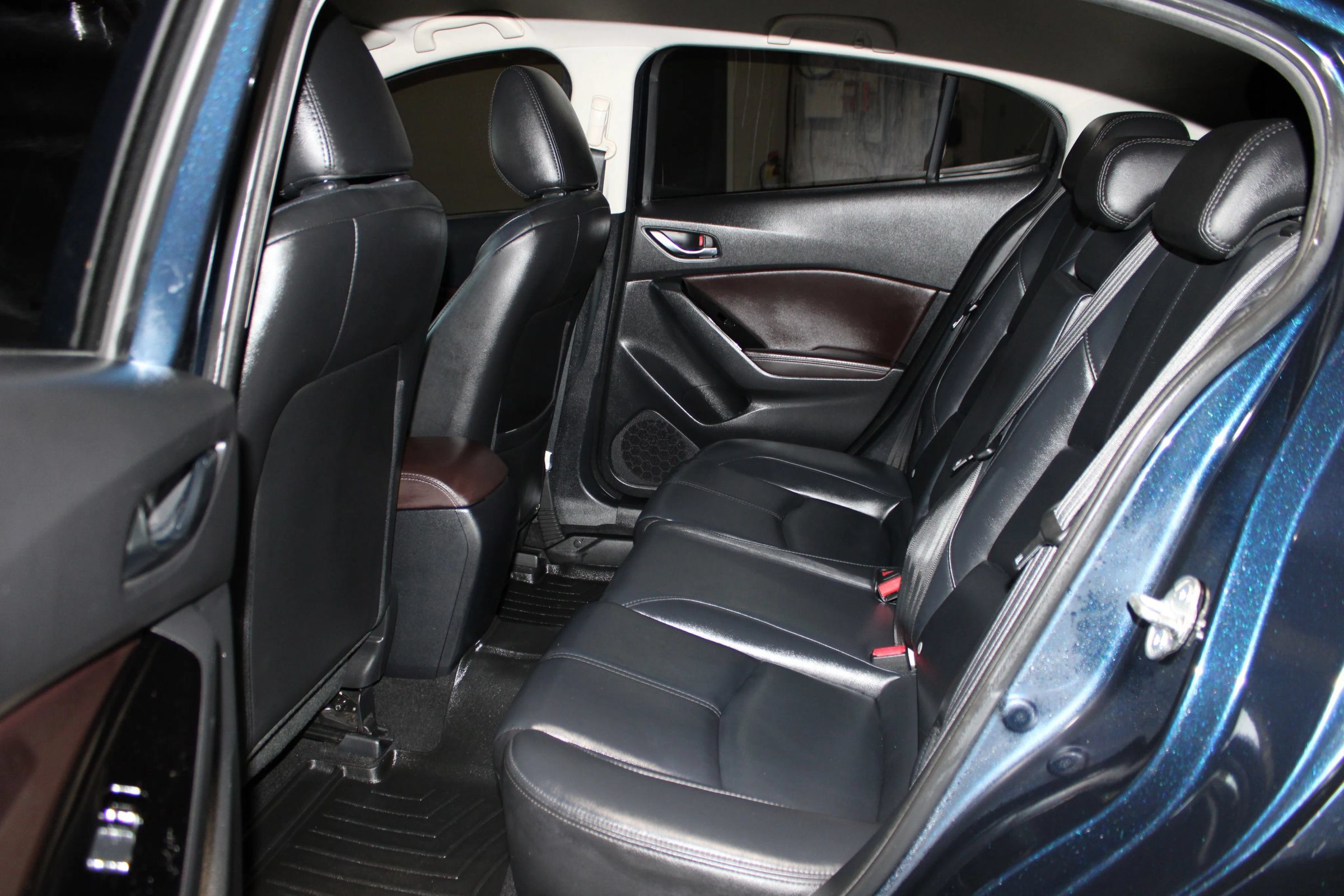 Used 2018 MAZDA MAZDA3 Touring FWD image 30