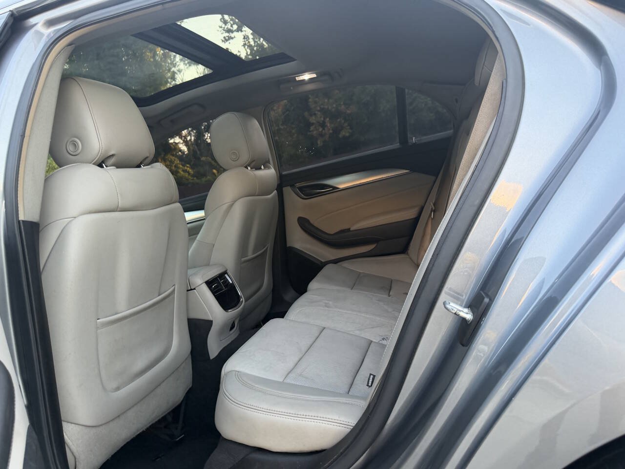Used 2018 Cadillac CTS Luxury RWD image 9