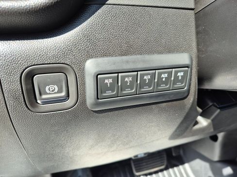 New 2025 Chevrolet Silverado 2500 W/T w/ WT Convenience Package image 17