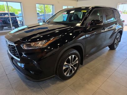 Used 2024 Toyota Highlander XLE