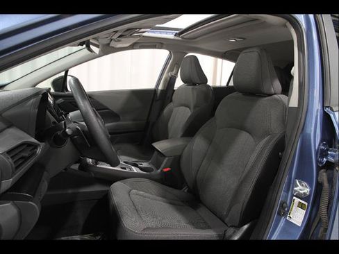Used 2024 Subaru Crosstrek 2.0i Premium AWD/4WD image 5