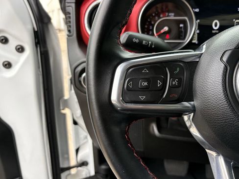 Used 2021 Jeep Wrangler Rubicon AWD/4WD image 16