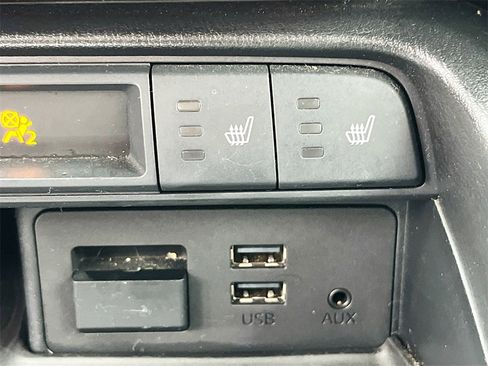 Used 2017 MAZDA MX-5 Miata Grand Touring image 18