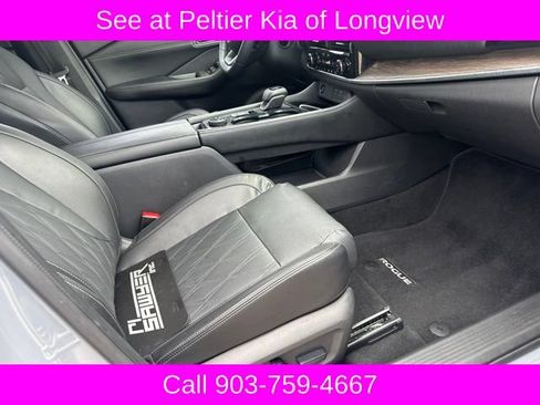 Used 2024 Nissan Rogue Platinum w/ Platinum Premium Package AWD/4WD image 10