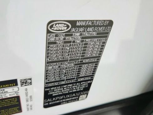 Used 2025 Land Rover Range Rover SE image 61