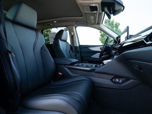 New 2026 Acura MDX SH-AWD image 13