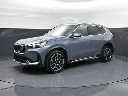 Certified 2025 BMW X1 xDrive28i image 3