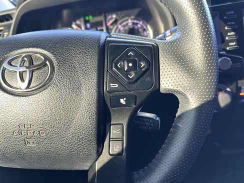 Used 2021 Toyota 4Runner Venture image 19