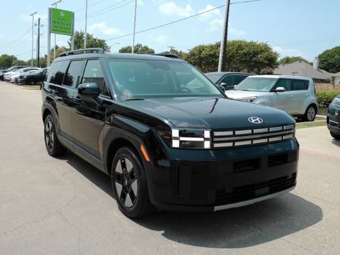 Used 2024 Hyundai Santa Fe SEL FWD image 4