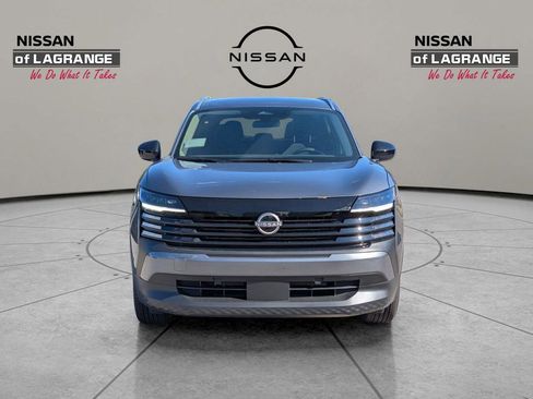 New 2026 Nissan Kicks SV image 2