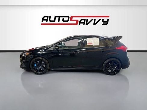 Used 2017 Ford Focus RS AWD/4WD image 4
