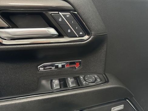Used 2024 GMC Sierra 1500 AT4 w/ Technology Package image 24