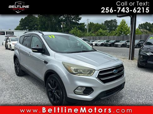 Used 2017 Ford Escape Titanium FWD image 1