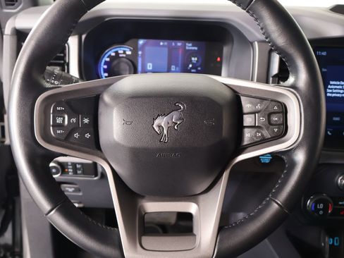 Used 2024 Ford Bronco Big Bend AWD/4WD image 3