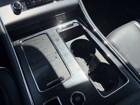 New 2026 Lincoln Aviator AWD image 38