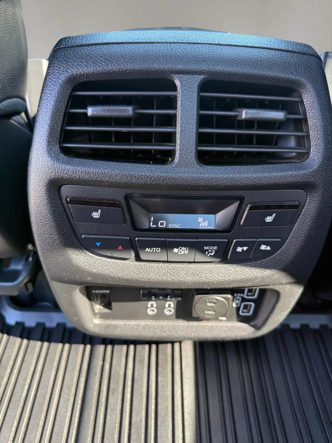 Used 2019 Honda Pilot Elite image 39