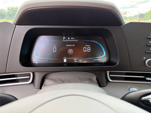 New 2026 Hyundai Elantra SEL Sport FWD image 26