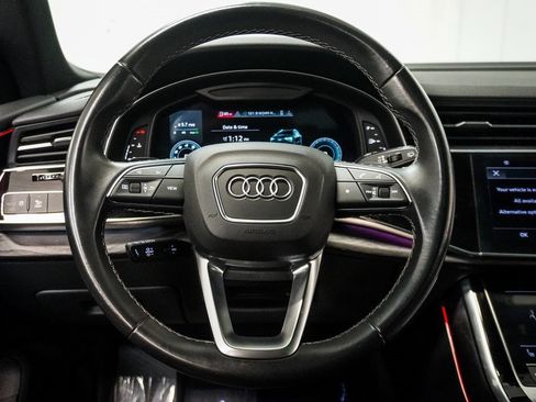Used 2021 Audi Q8 Premium Plus image 16