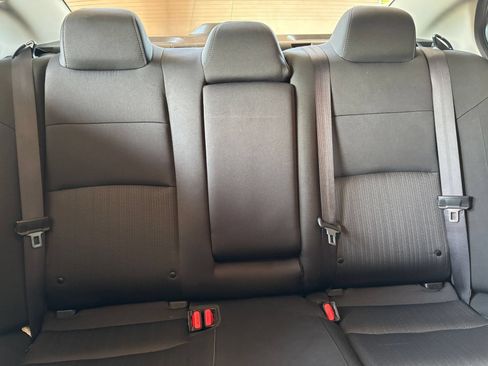 Used 2025 Nissan Altima 2.5 SV FWD image 32