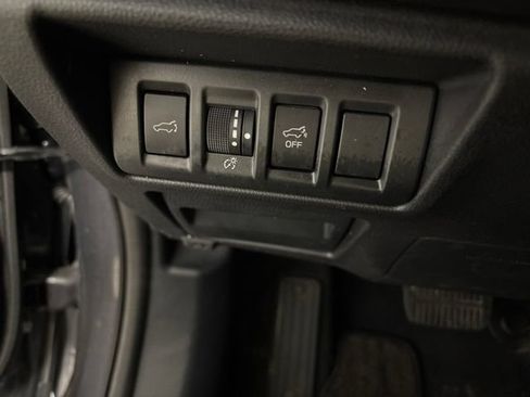 Used 2024 Subaru Outback Premium AWD/4WD image 14
