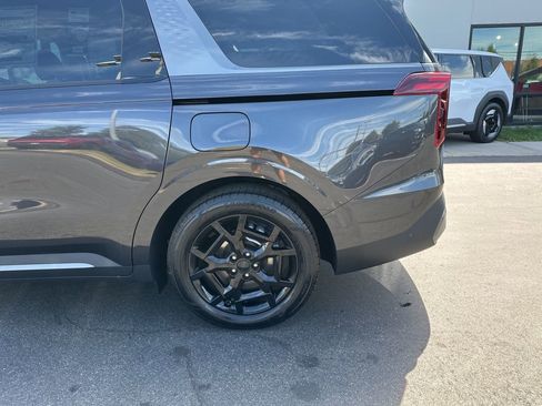 New 2026 Kia Carnival SX Prestige image 11