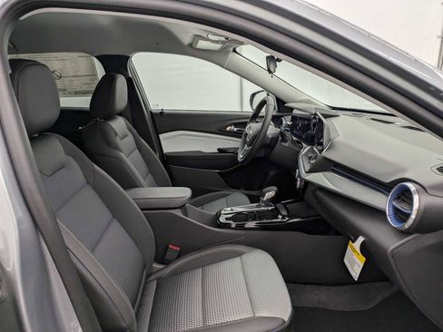 New 2026 Chevrolet Trax LT w/ Driver Confidence Package image 22