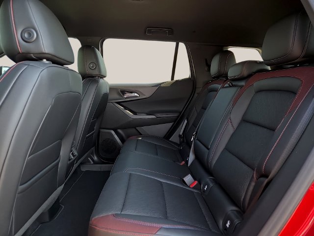 Used 2026 Chevrolet Equinox RS w/ Convenience Package III FWD image 12