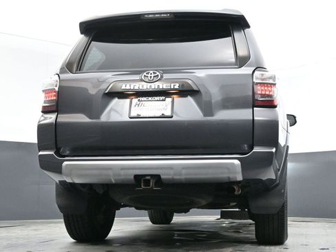 Used 2021 Toyota 4Runner TRD Off-Road Premium w/ Moonroof Package AWD/4WD image 49