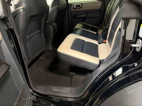 Used 2024 Ford Bronco Wildtrak AWD/4WD image 47