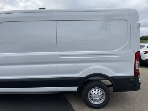New 2026 Ford Transit 350 148 Medium Roof AWD image 40