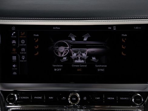 Used 2023 Bentley Flying Spur Azure image 28