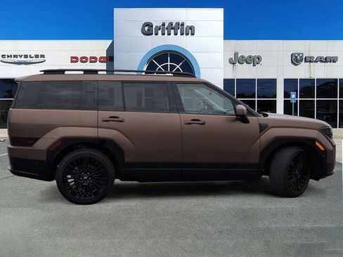 Used 2024 Hyundai Santa Fe Calligraphy image 3