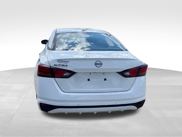 Certified 2025 Nissan Altima 2.5 SV FWD image 4