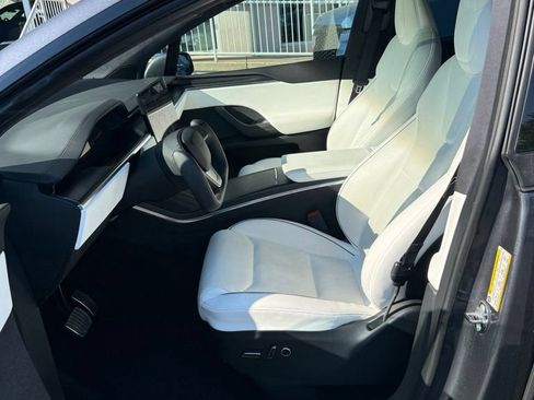 Used 2022 Tesla Model X Plaid AWD/4WD image 7