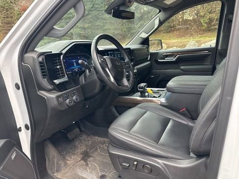 Certified 2024 Chevrolet Silverado 1500 RST w/ RST All Star Premium Package image 9