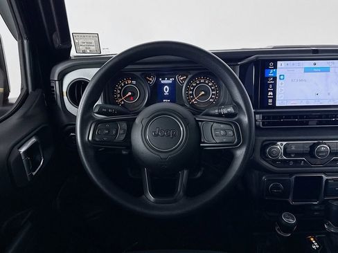 Used 2024 Jeep Gladiator Sport image 27