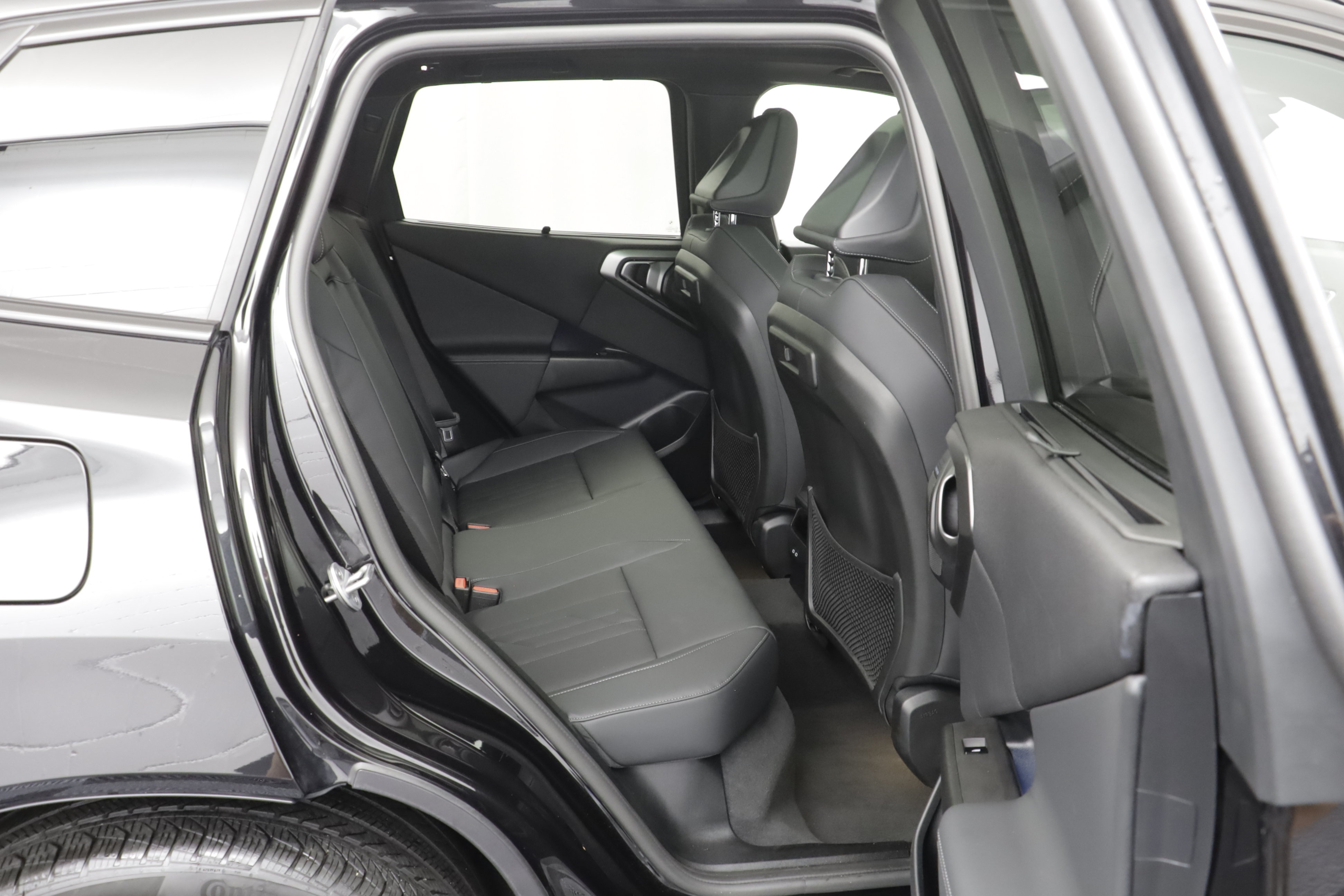 Used 2026 BMW X3 xDrive30i w/ M Sport Package AWD/4WD image 23