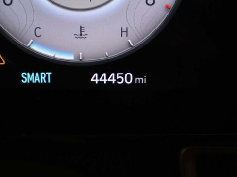 Used 2023 Hyundai Elantra SEL w/ Convenience Package image 35