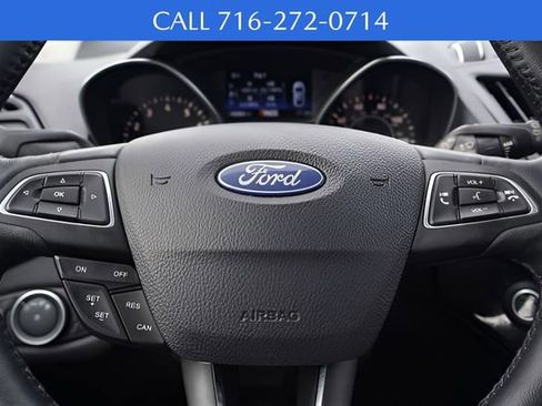 Used 2019 Ford Escape Titanium image 17