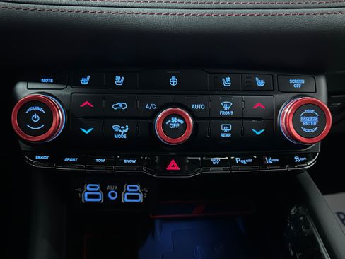 Used 2023 Dodge Durango R/T AWD/4WD image 11