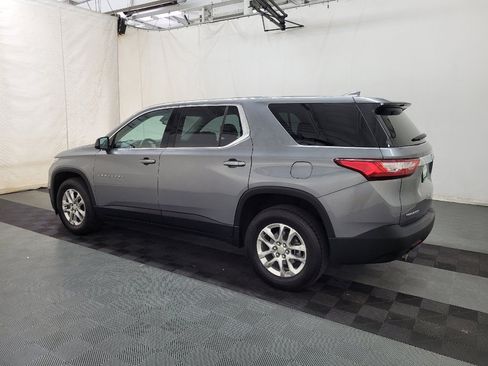 Used 2020 Chevrolet Traverse LS FWD image 3