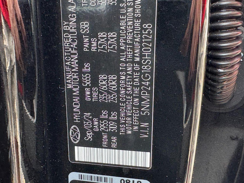 Used 2025 Hyundai Santa Fe SEL FWD image 24