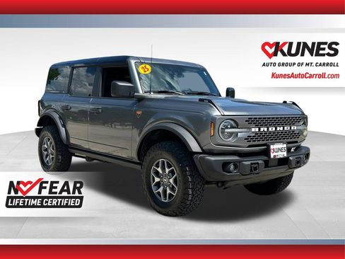 Used 2025 Ford Bronco Badlands AWD/4WD image 1
