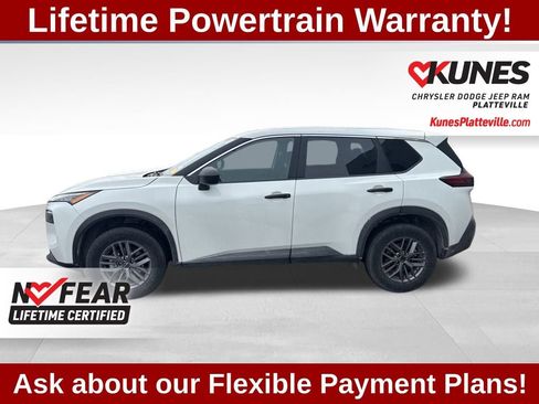 Used 2023 Nissan Rogue S image 5