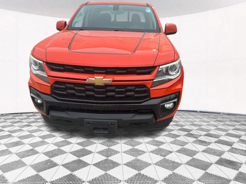 Used 2021 Chevrolet Colorado LT w/ LT Convenience Package image 4