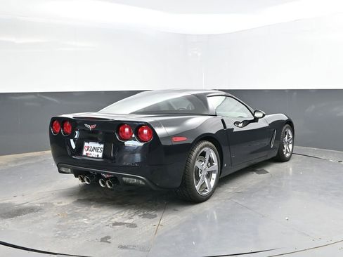 Used 2009 Chevrolet Corvette Coupe w/ Preferred Equipment Group RWD image 10