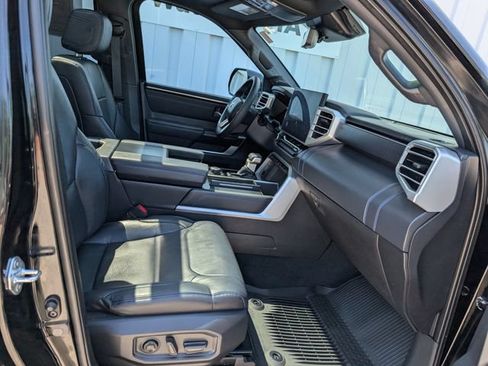 Used 2025 Toyota Tundra Platinum AWD/4WD image 37