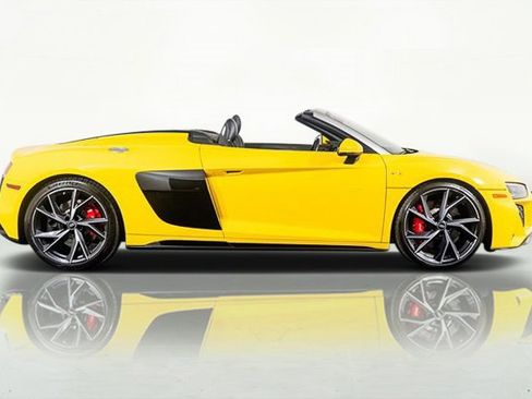 Used 2023 Audi R8 V10 performance image 5