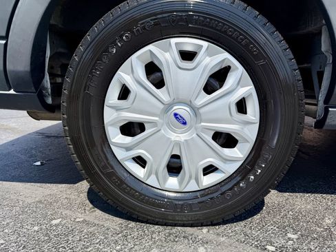 Used 2018 Ford Transit 350 XLT RWD image 27