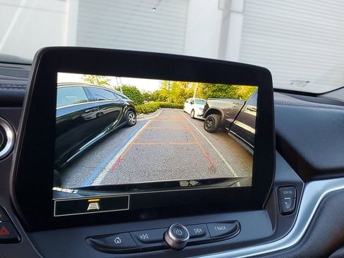 Used 2025 Chevrolet Blazer LT FWD image 20